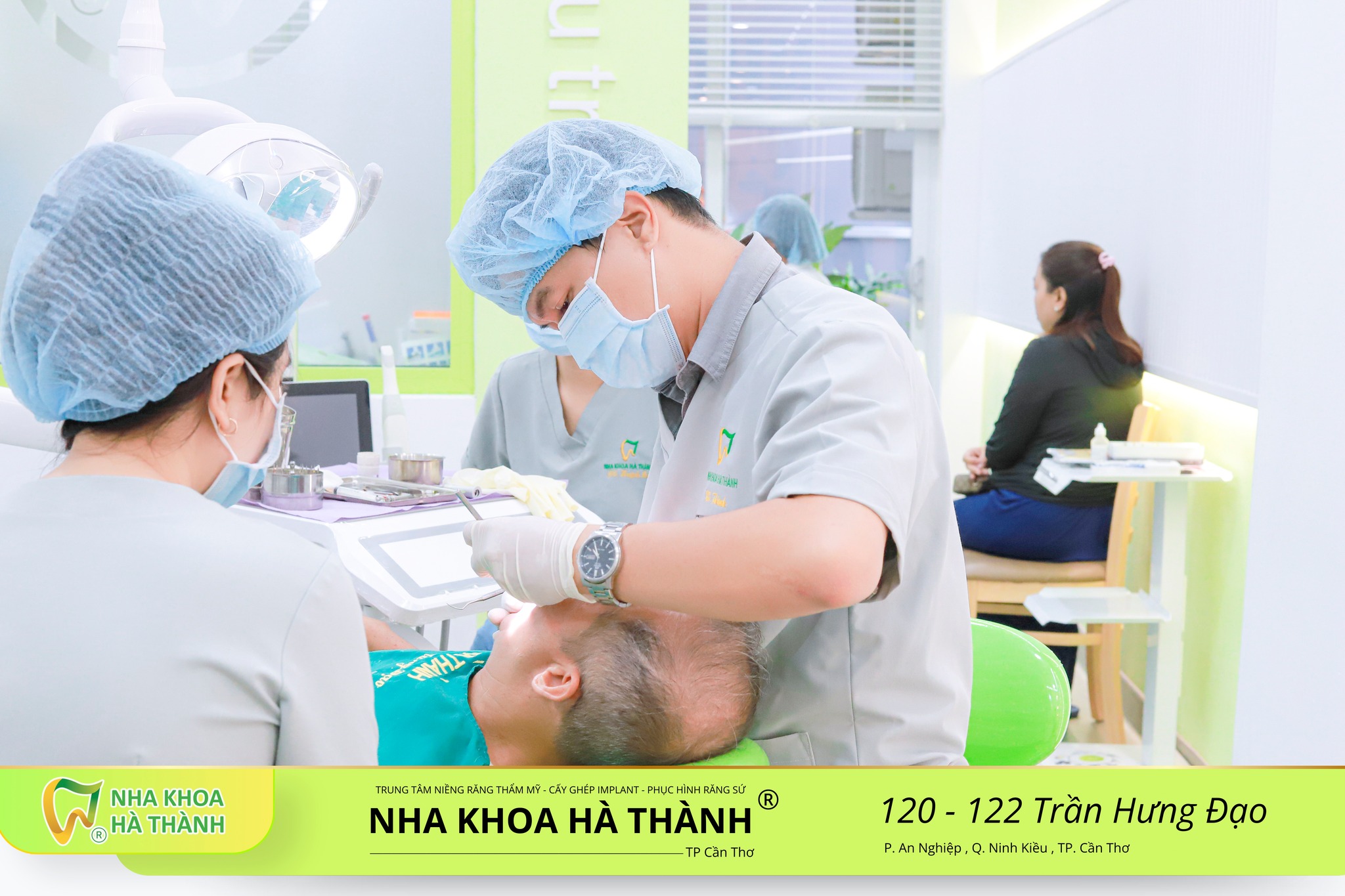 trong-rang-implant-nha-khoa-ha-thanh